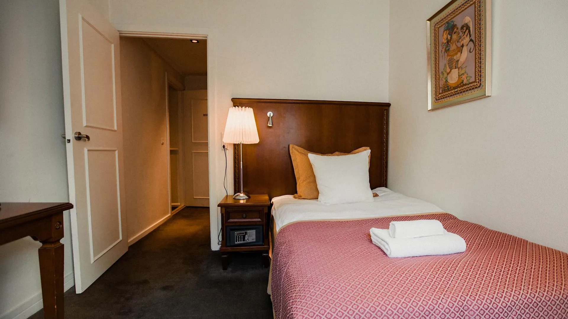 Ascot Hotel Copenhagen 4*,